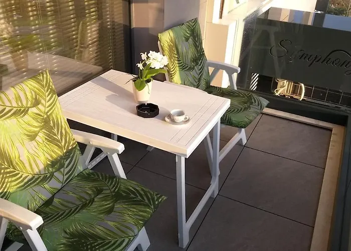 Apartment Panorama Warna