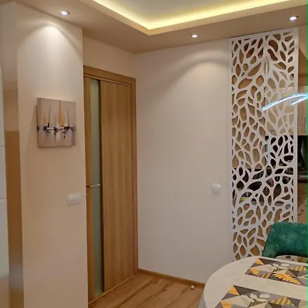 Apartment Panorama With Private Garage