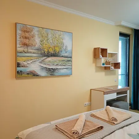 Apartment Panorama With Private Garage *