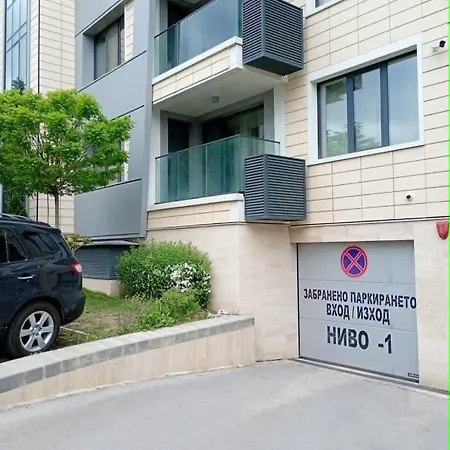 Panorama With Private Garage Apartment